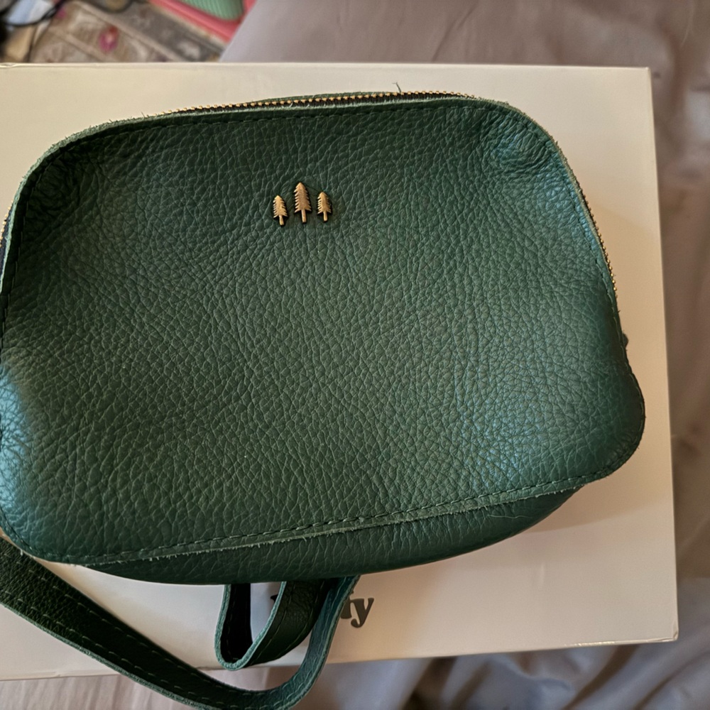 Portland Leather Green Crossbody Bag